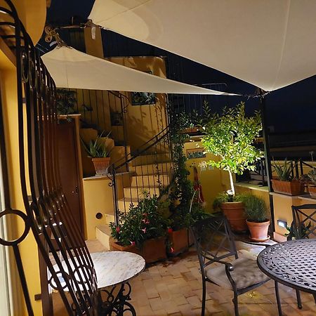 Anita Daire Roma Dış mekan fotoğraf